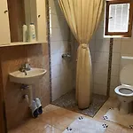 بالقرب من المطار * سراييفو